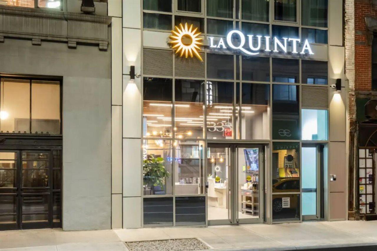 Hotel La Quinta By Wyndham Time Square South à New York Extérieur photo