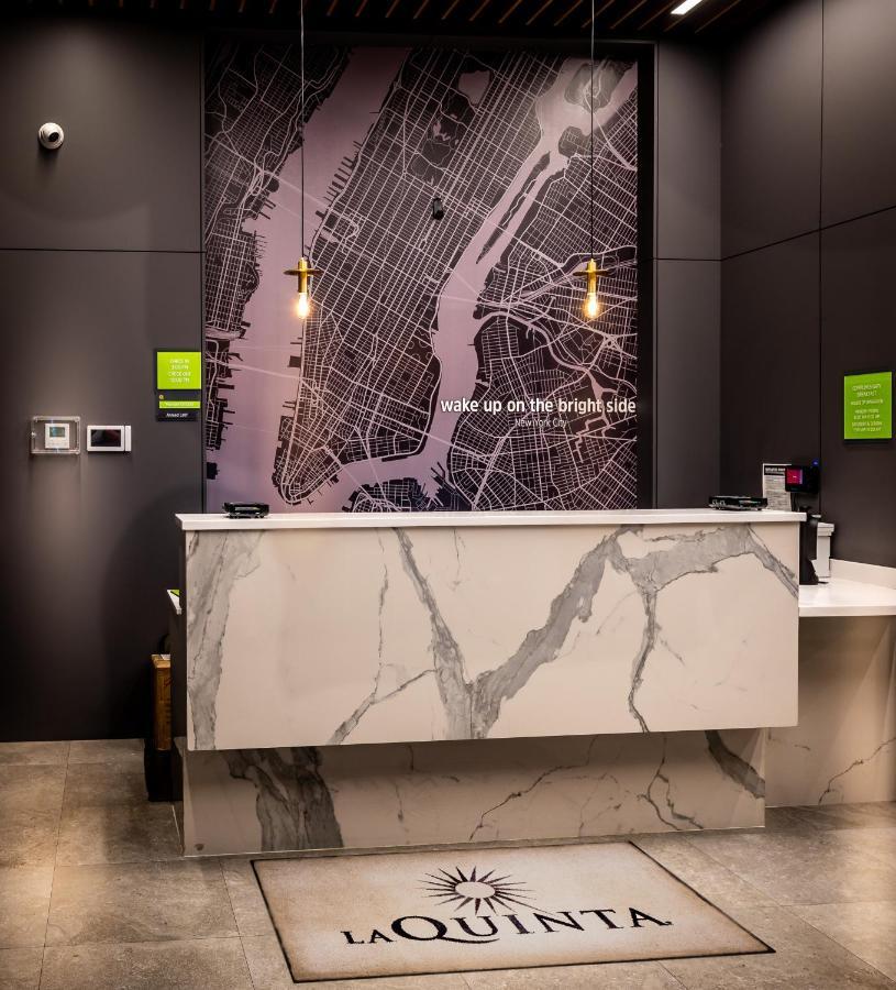 Hotel La Quinta By Wyndham Time Square South à New York Extérieur photo