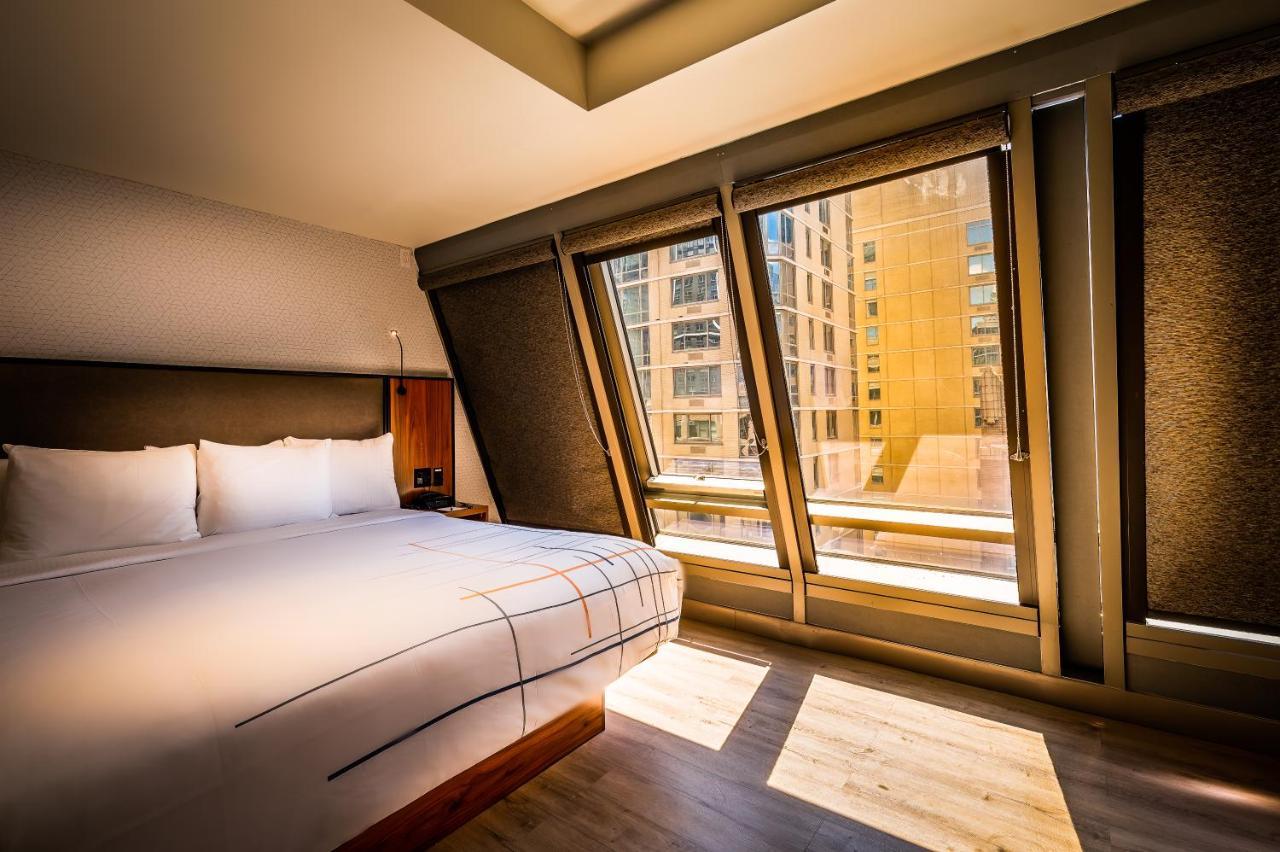 Hotel La Quinta By Wyndham Time Square South à New York Extérieur photo